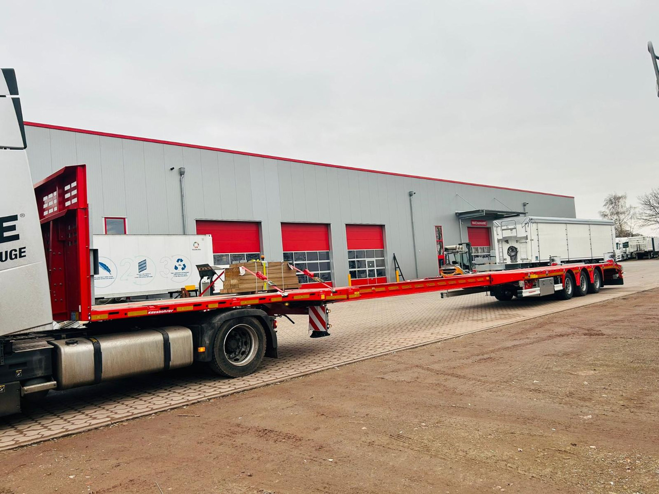 Kässbohrer SPA Mega Tele Plattform Auflieger - Dropside/ Flatbed semi-trailer: picture 5 Kässbohrer SPA Mega Tele Plattform Auflieger - Dropside/ Flatbed semi-trailer: picture 5