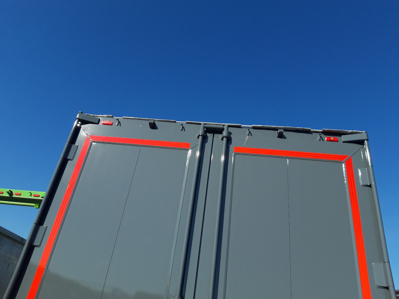 Walking floor semi-trailer Knapen 92 m³ 10 mm Boden  günstig: picture 11