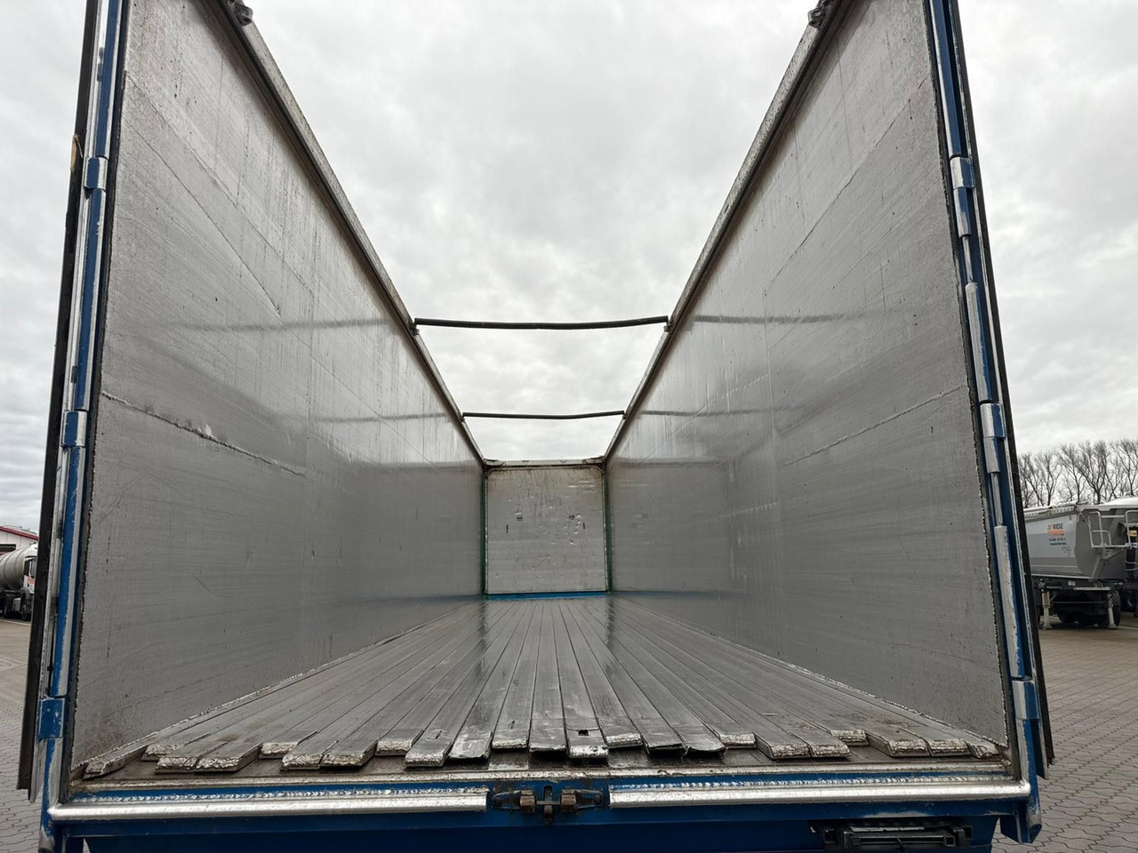 Walking floor semi-trailer Knapen K200 Schubboden 92m³: picture 8 Walking floor semi-trailer Knapen K200 Schubboden 92m³: picture 8