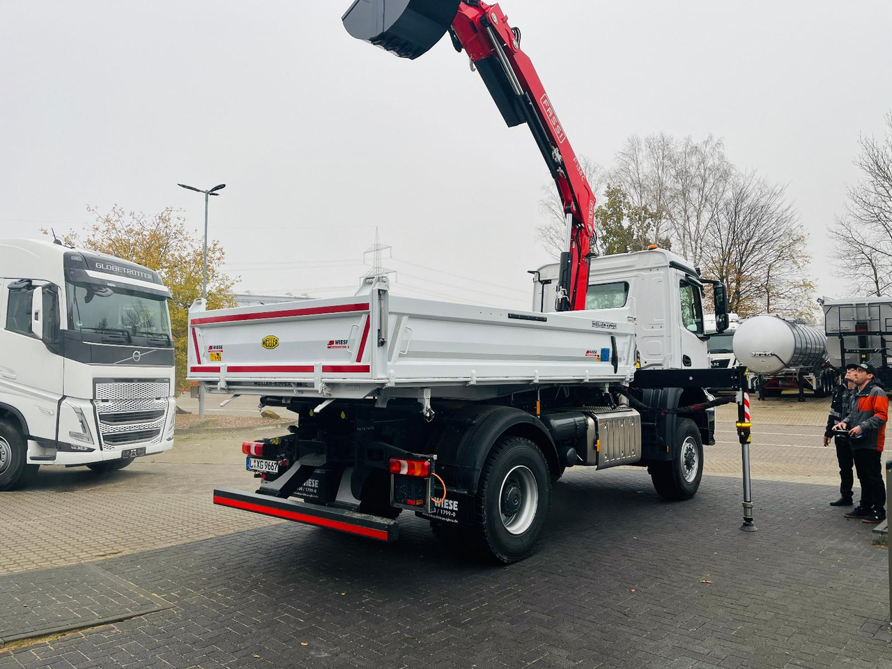 Mercedes-Benz Arocs 1835 4x4 Meiller Fassi Kran Kipper - Tipper, Crane truck: picture 5 Mercedes-Benz Arocs 1835 4x4 Meiller Fassi Kran Kipper - Tipper, Crane truck: picture 5