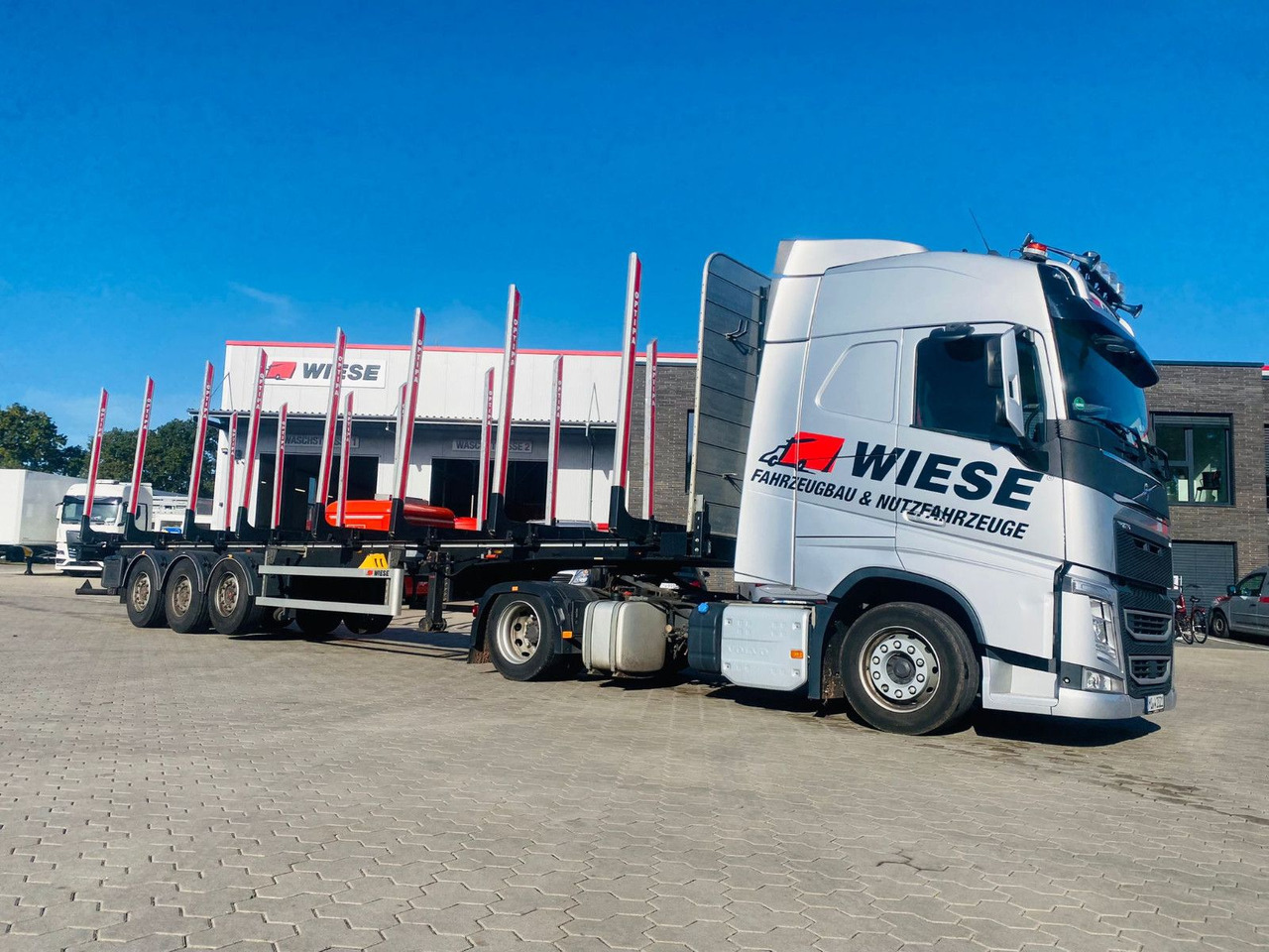 PAVIC Holzauflieger mit Schemel und Rungen - Logging semi-trailer: picture 2 PAVIC Holzauflieger mit Schemel und Rungen - Logging semi-trailer: picture 2