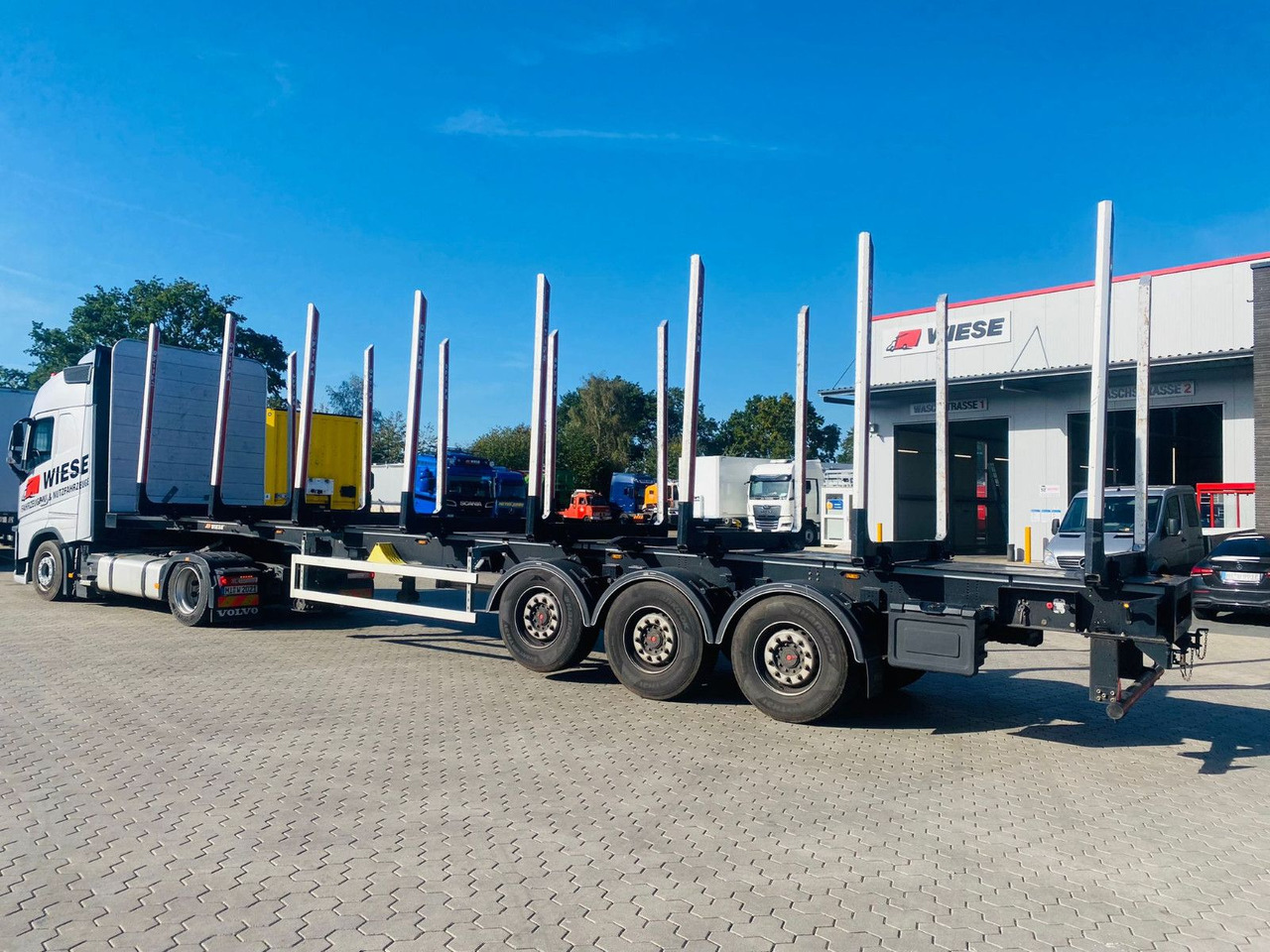 PAVIC Holzauflieger mit Schemel und Rungen - Logging semi-trailer: picture 4 PAVIC Holzauflieger mit Schemel und Rungen - Logging semi-trailer: picture 4
