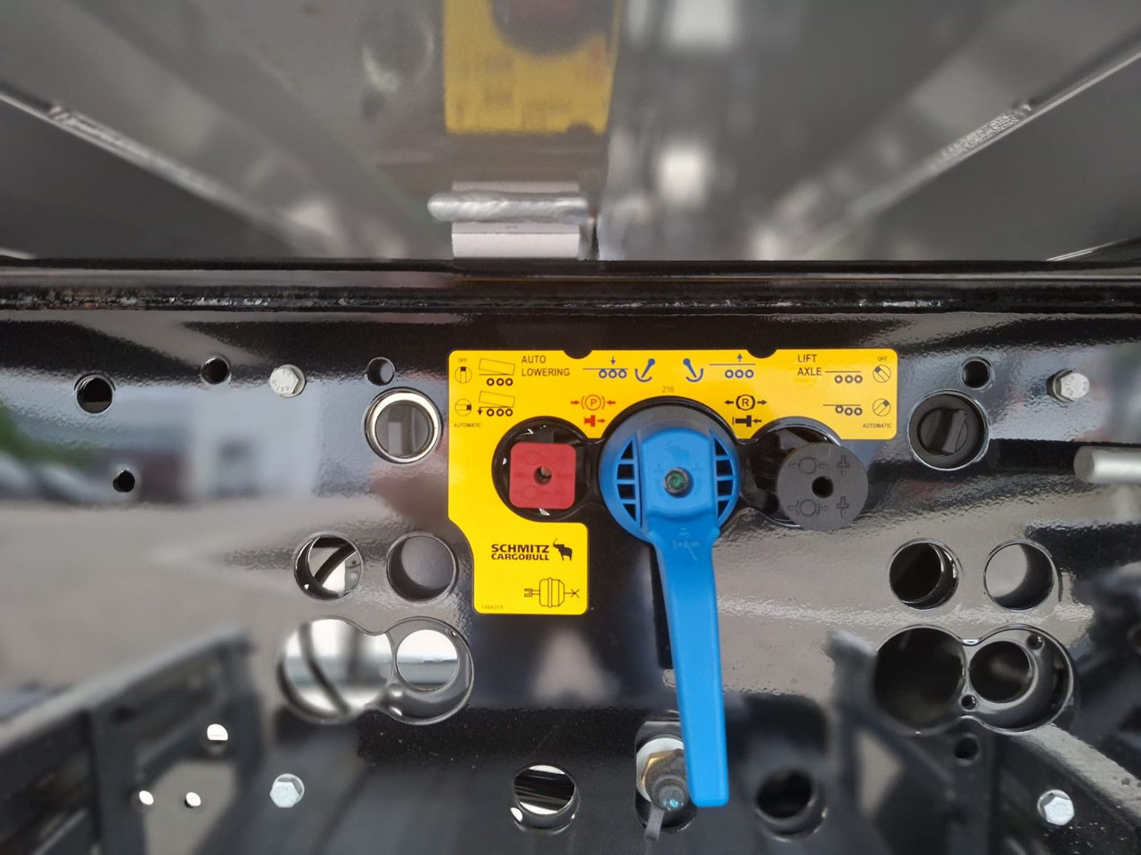 Leasing of Schmitz Cargobull Kipper 52m³ mit gekröpftem Chassis Schmitz Cargobull Kipper 52m³ mit gekröpftem Chassis: picture 12 Leasing of Schmitz Cargobull Kipper 52m³ mit gekröpftem Chassis Schmitz Cargobull Kipper 52m³ mit gekröpftem Chassis: picture 12