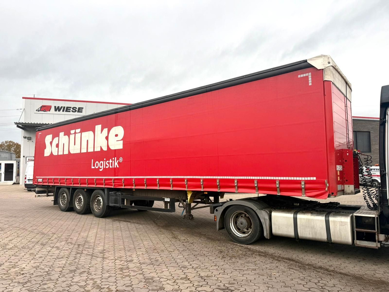 Schmitz Cargobull Speed-Curtainsider - Top Zustand - Curtainsider semi-trailer: picture 1 Schmitz Cargobull Speed-Curtainsider - Top Zustand - Curtainsider semi-trailer: picture 1