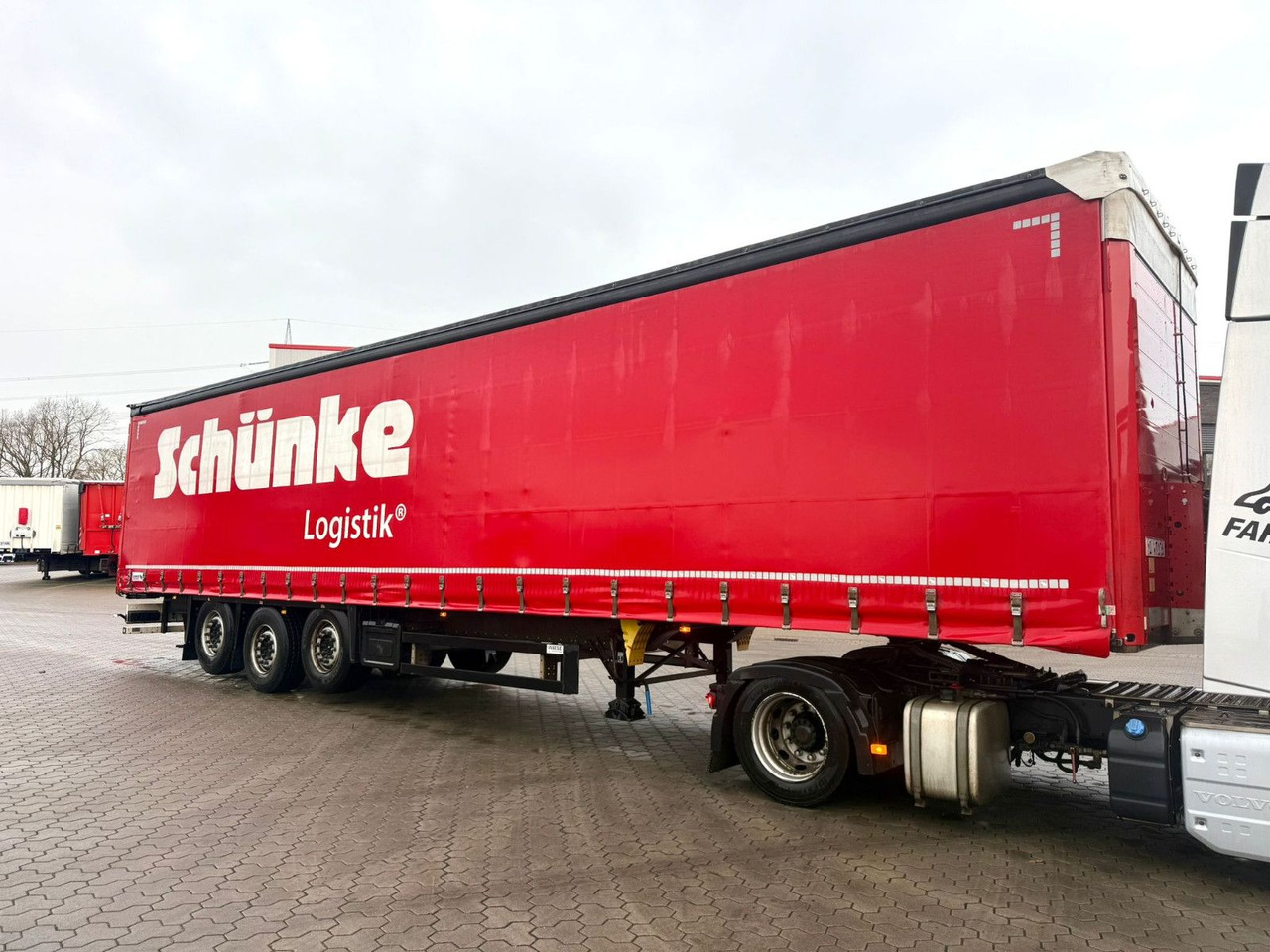 Schmitz Cargobull Speed-Curtainsider - Top Zustand TÜV Neu - Curtainsider semi-trailer: picture 3 Schmitz Cargobull Speed-Curtainsider - Top Zustand TÜV Neu - Curtainsider semi-trailer: picture 3
