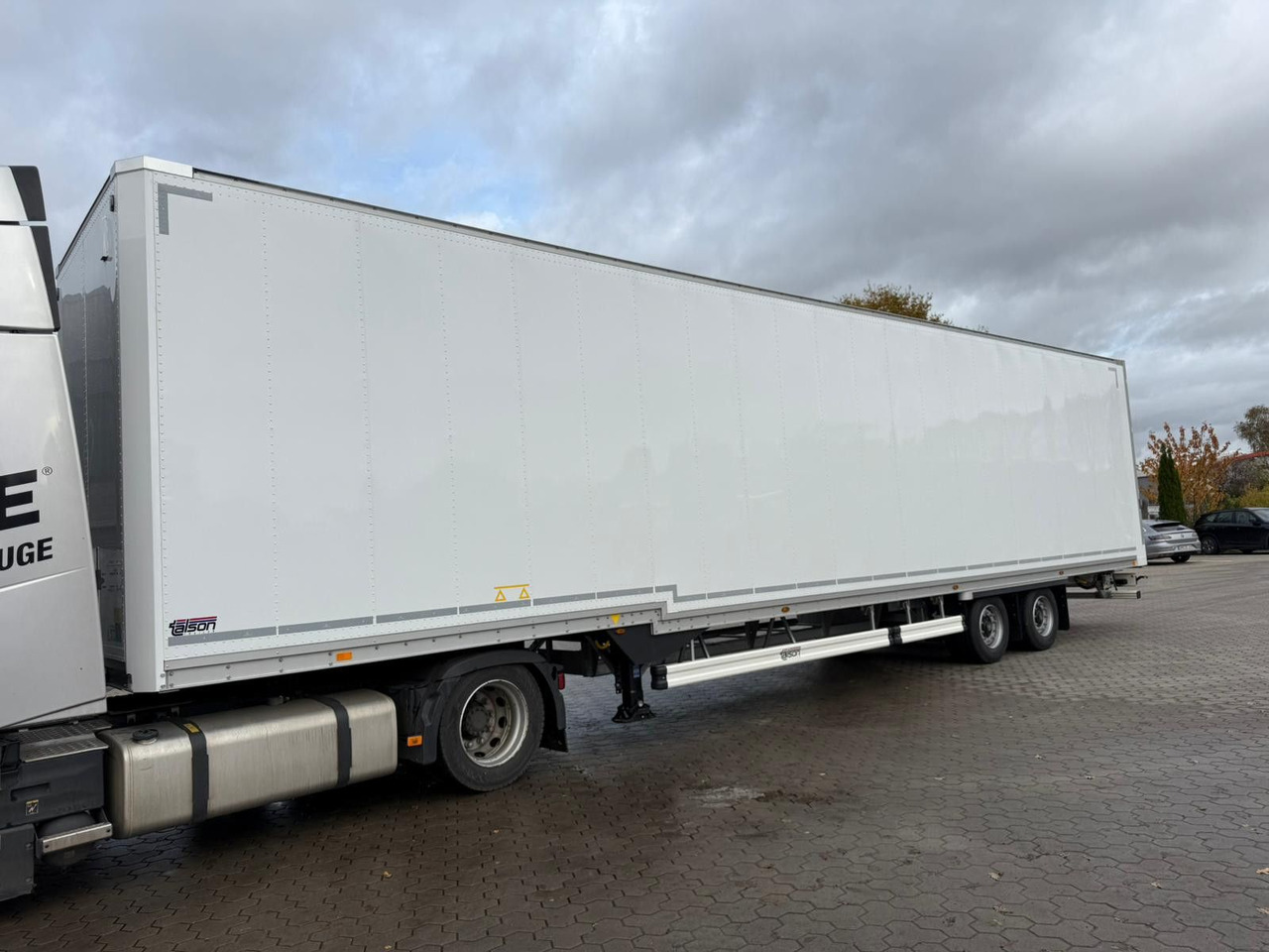 Talson TGG TAL 12/18 Mega Kofferauflieger Kleidung 99m³ - Closed box semi-trailer: picture 3 Talson TGG TAL 12/18 Mega Kofferauflieger Kleidung 99m³ - Closed box semi-trailer: picture 3