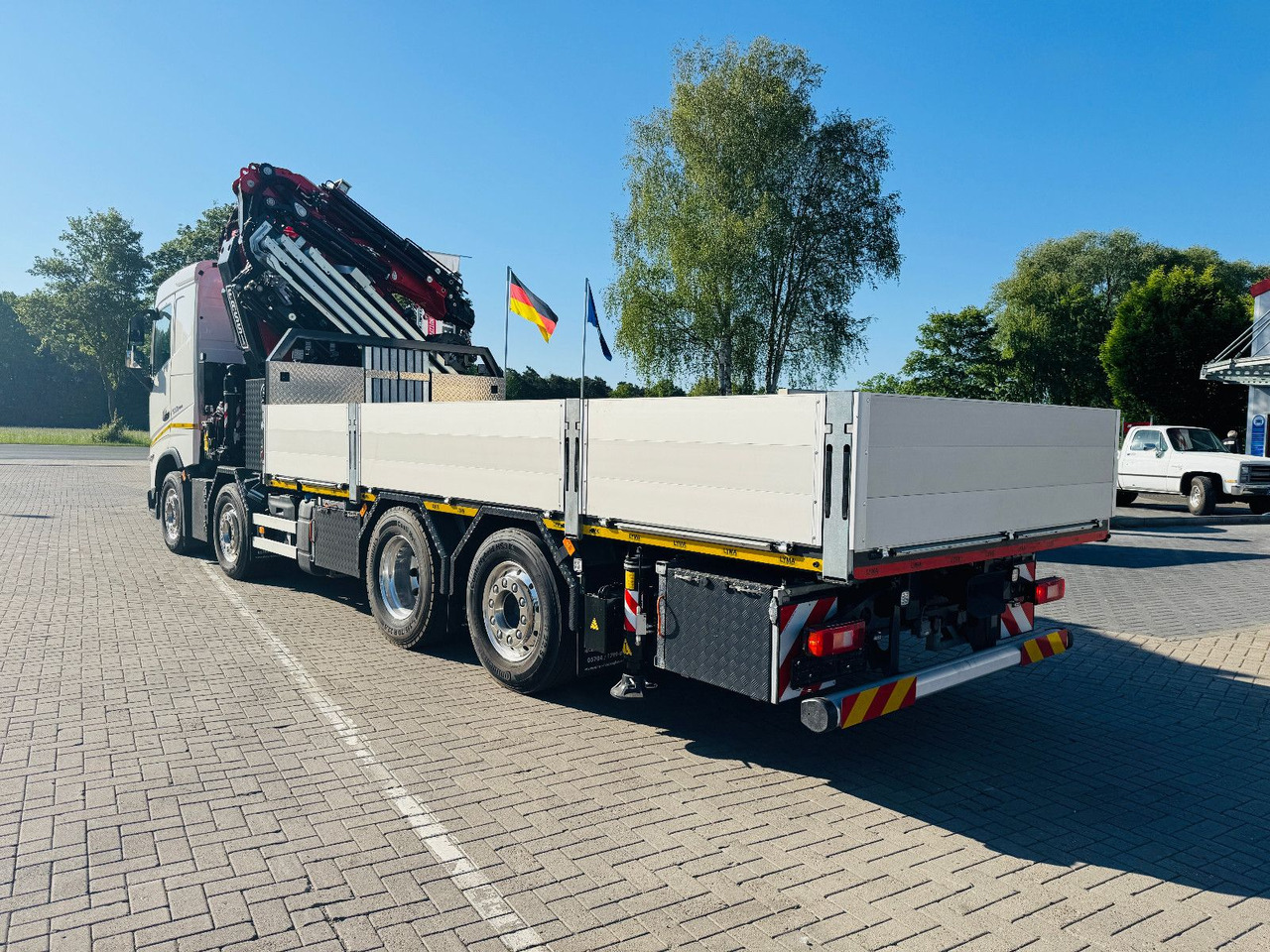 Volvo FH 500 8x2 mit F710RA.2.27 L426 und V20 Winde - Truck, Crane truck: picture 5 Volvo FH 500 8x2 mit F710RA.2.27 L426 und V20 Winde - Truck, Crane truck: picture 5