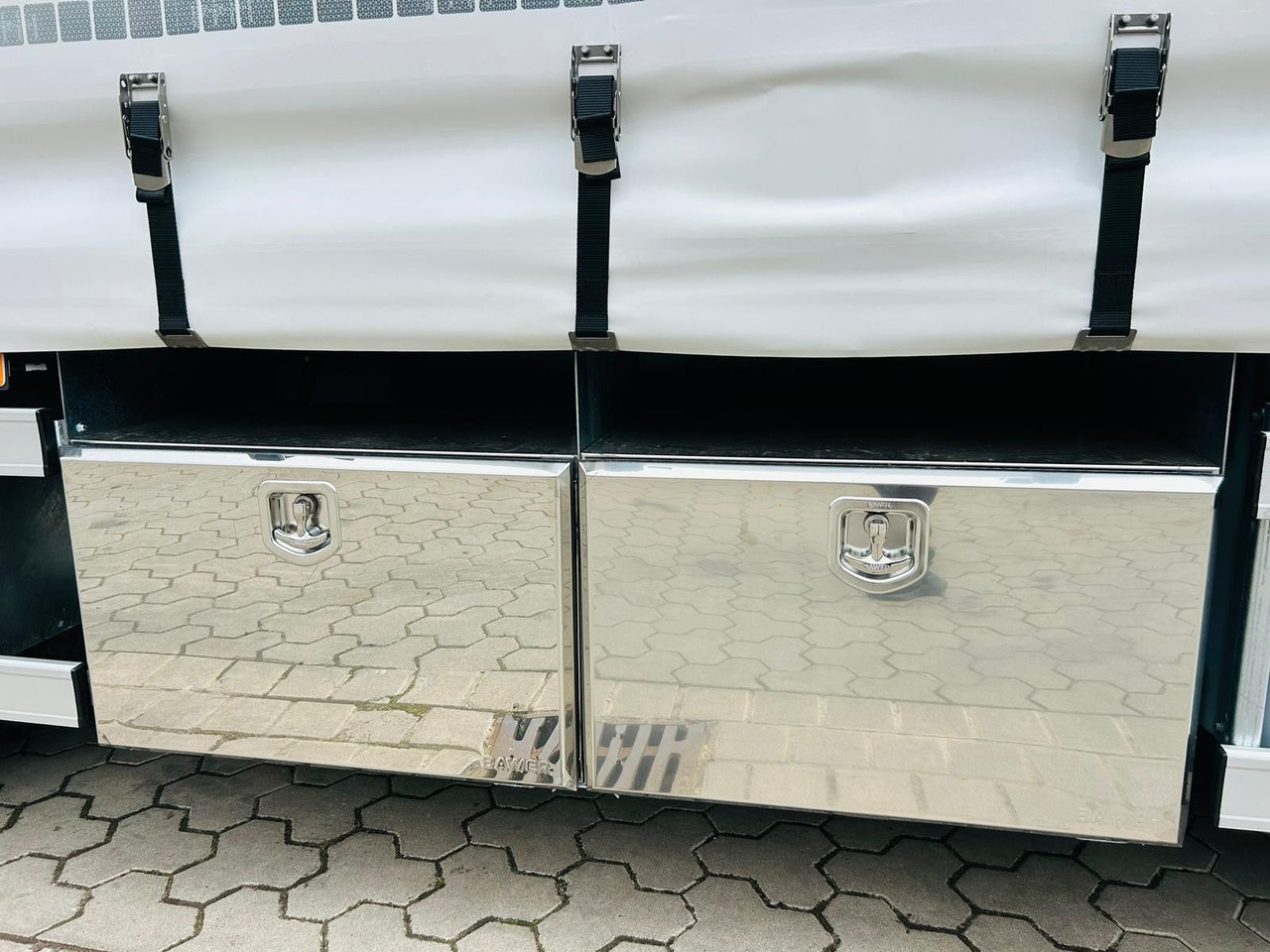 Curtainsider truck Volvo FH 500 Gabelstaplertransporter LBW 9t Dhollandia: picture 10