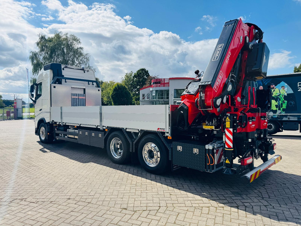 Volvo FH 540 6x2 Container Fassi F545 Heck 100 % 360° - Dropside/ Flatbed truck, Crane truck: picture 4 Volvo FH 540 6x2 Container Fassi F545 Heck 100 % 360° - Dropside/ Flatbed truck, Crane truck: picture 4
