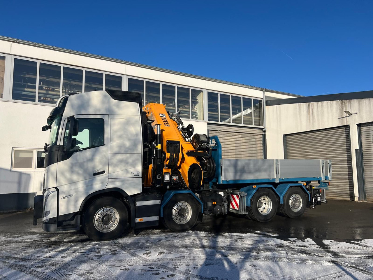 Volvo FH 540 8x2 EFFER Kran Sattelzugmaschine - Dropside/ Flatbed truck, Crane truck: picture 2 Volvo FH 540 8x2 EFFER Kran Sattelzugmaschine - Dropside/ Flatbed truck, Crane truck: picture 2