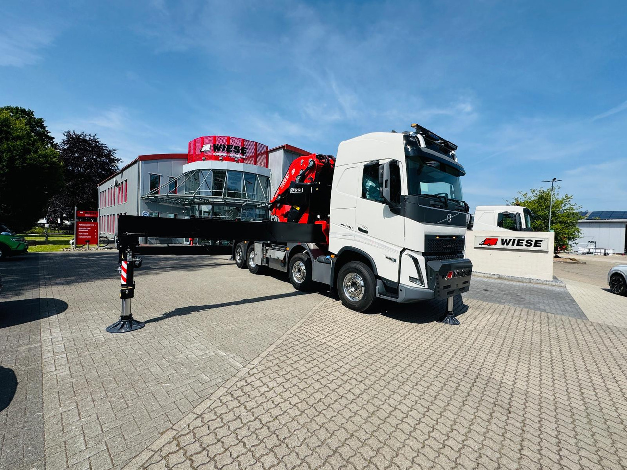Volvo FH 540 mit Fassi F2150RAL Fly Jib + Winde - Crane truck: picture 3 Volvo FH 540 mit Fassi F2150RAL Fly Jib + Winde - Crane truck: picture 3
