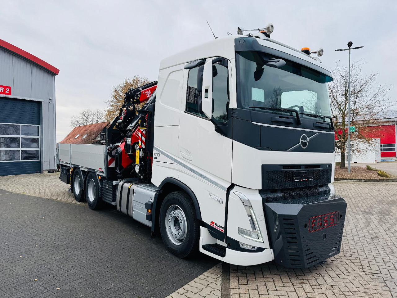 Volvo FH500 6x4 Fassi F545RA 2.27 mit Jib und Winde - Dropside/ Flatbed truck, Crane truck: picture 2 Volvo FH500 6x4 Fassi F545RA 2.27 mit Jib und Winde - Dropside/ Flatbed truck, Crane truck: picture 2