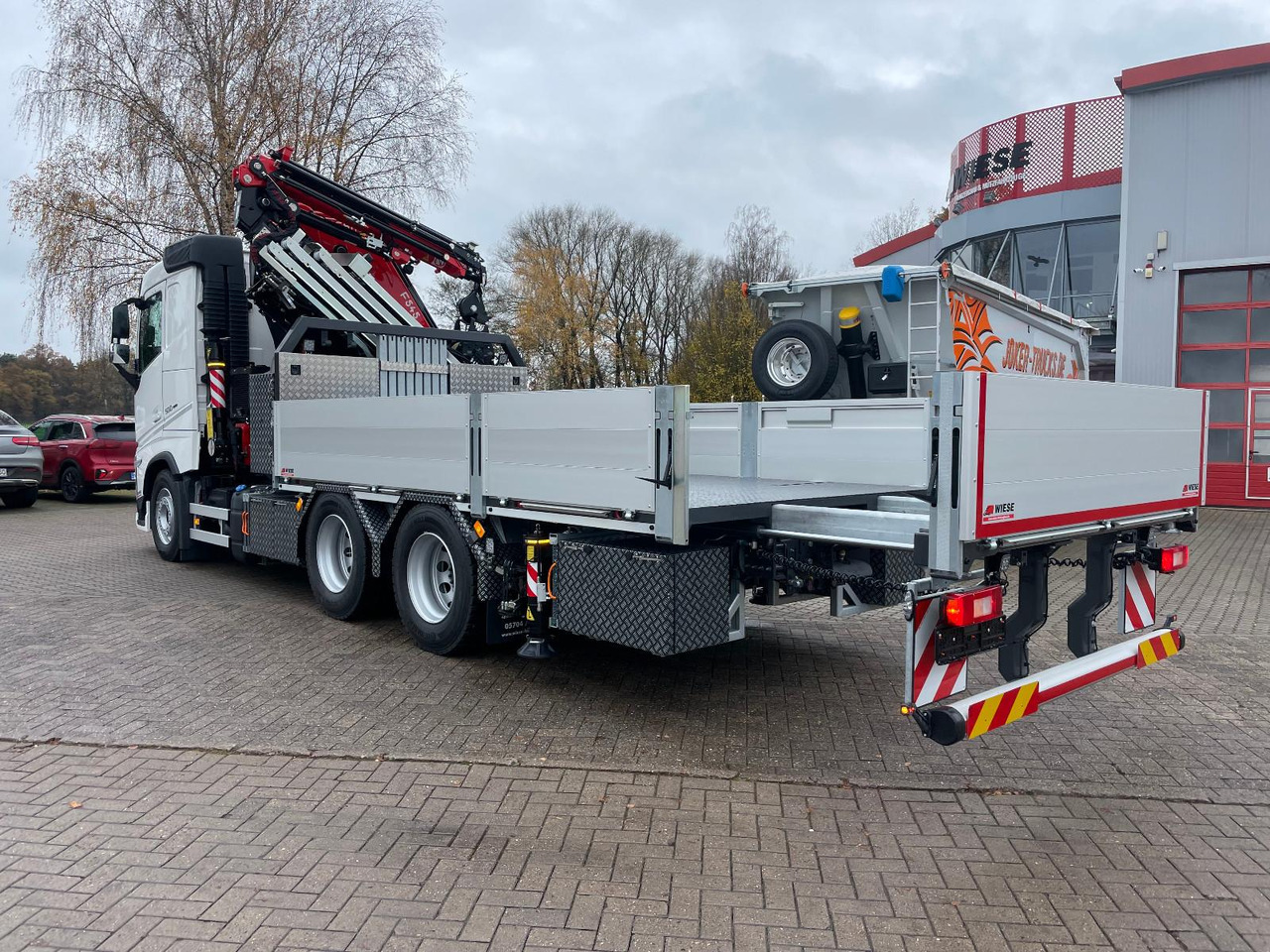 Volvo FH500 6x4 Fassi F545RA 2.27 mit Jib und Winde - Dropside/ Flatbed truck, Crane truck: picture 3 Volvo FH500 6x4 Fassi F545RA 2.27 mit Jib und Winde - Dropside/ Flatbed truck, Crane truck: picture 3