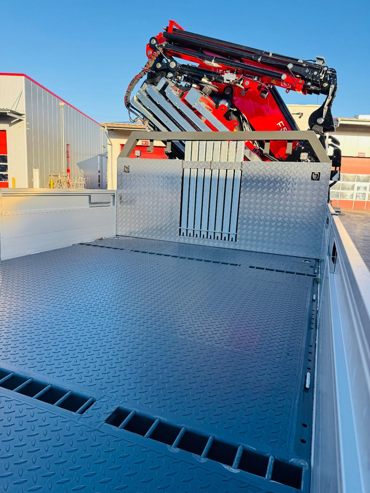 Volvo FH500 6x4mit Fassi F545 2.27 JIB Winde sofort - Dropside/ Flatbed truck, Crane truck: picture 5 Volvo FH500 6x4mit Fassi F545 2.27 JIB Winde sofort - Dropside/ Flatbed truck, Crane truck: picture 5