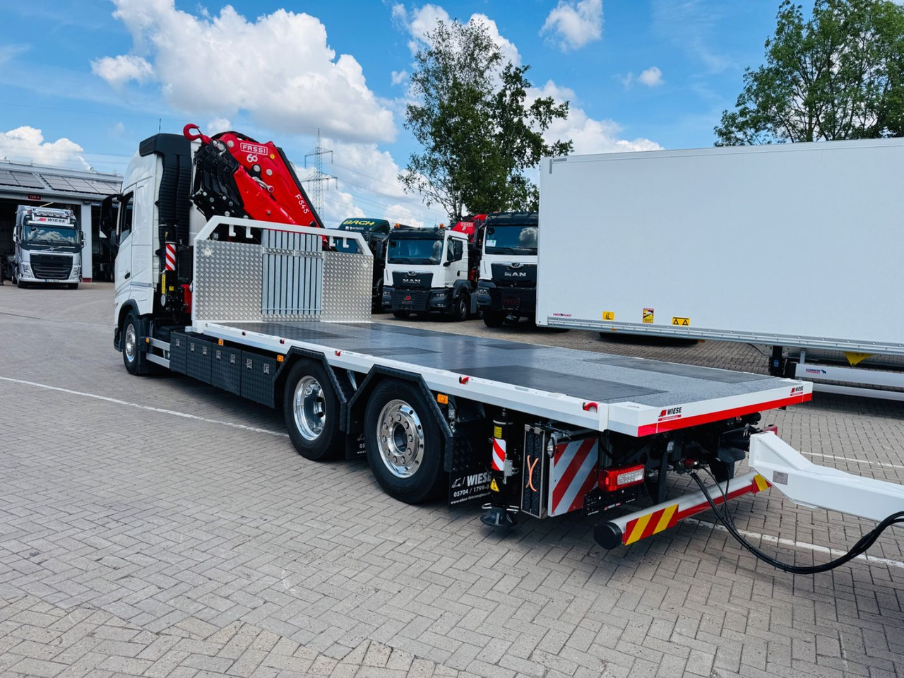 Volvo FH540 6x2 Containerpritsche mit F545RA.2.26 - Crane truck: picture 3 Volvo FH540 6x2 Containerpritsche mit F545RA.2.26 - Crane truck: picture 3