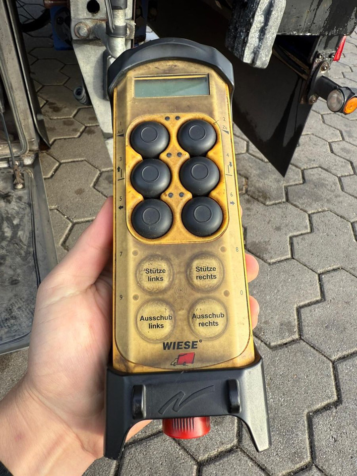 Low loader semi-trailer Wiese 3-Achs Stufen Sattel mit Auffahrrampe 25T: picture 15