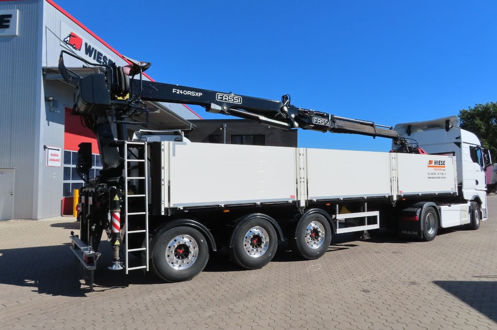 Wiese Baustoffauflieger - Heckkran - Dropside/ Flatbed semi-trailer: picture 4 Wiese Baustoffauflieger - Heckkran - Dropside/ Flatbed semi-trailer: picture 4