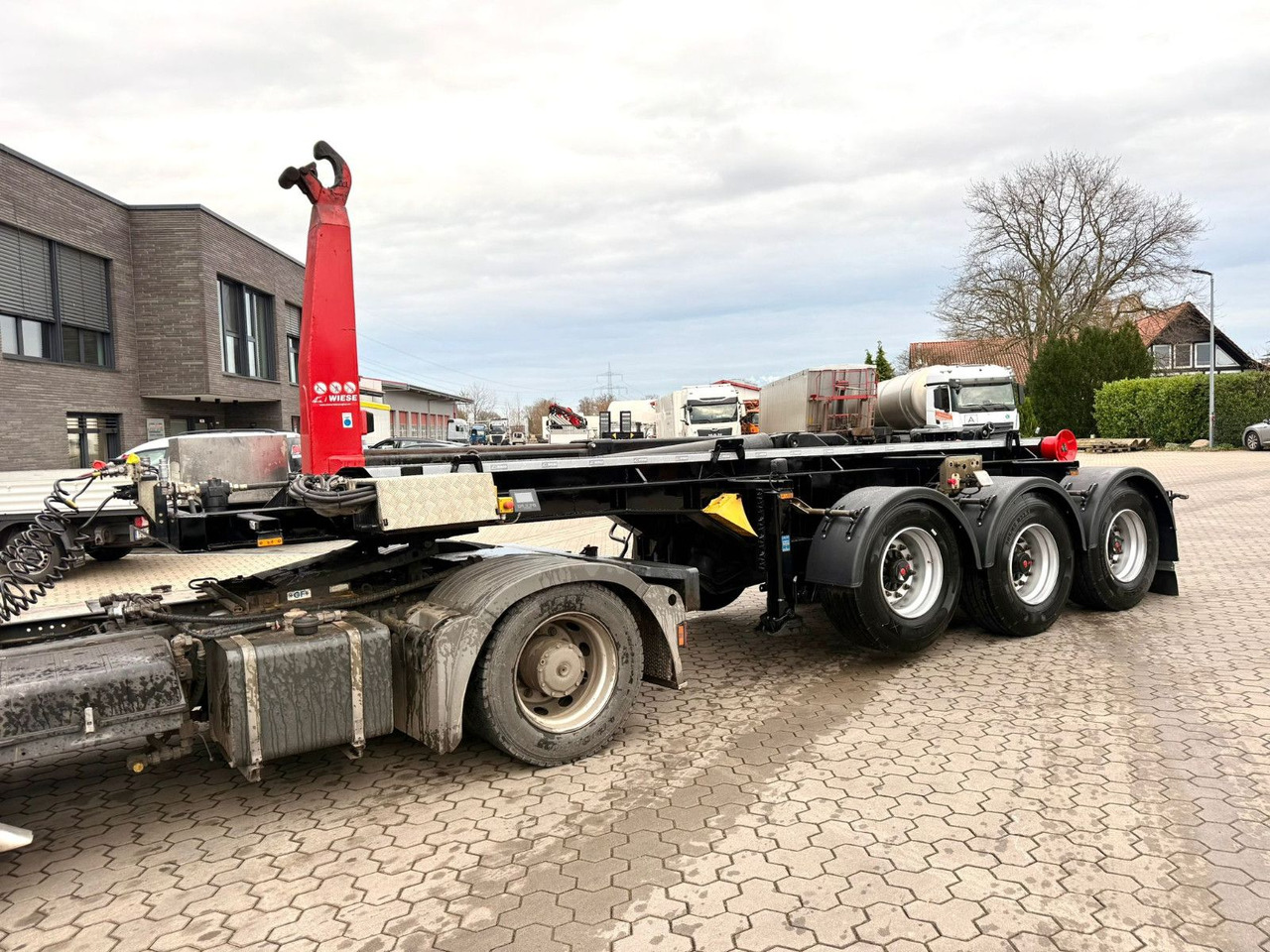 Wiese SA 3 - 36 AK 30 Abrollkipper neu lackiert - Container transporter/ Swap body semi-trailer: picture 4 Wiese SA 3 - 36 AK 30 Abrollkipper neu lackiert - Container transporter/ Swap body semi-trailer: picture 4