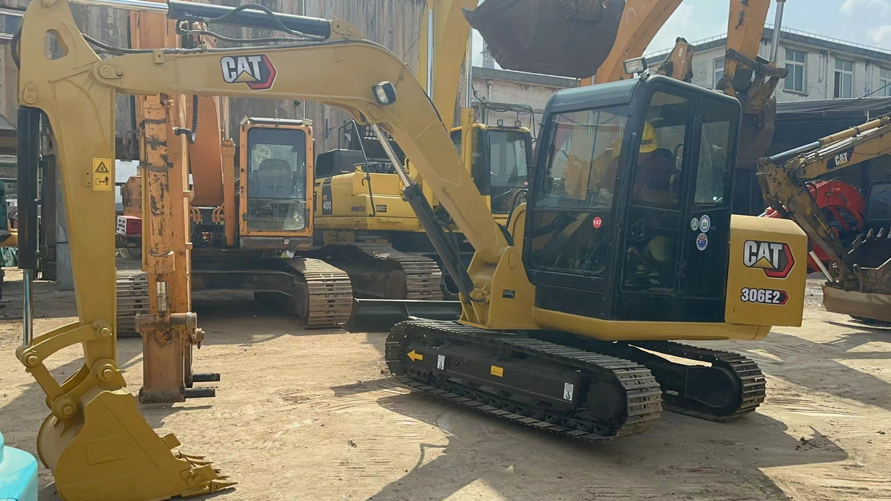 CATERPILLAR 306E2 - Mini excavator: picture 3 CATERPILLAR 306E2 - Mini excavator: picture 3