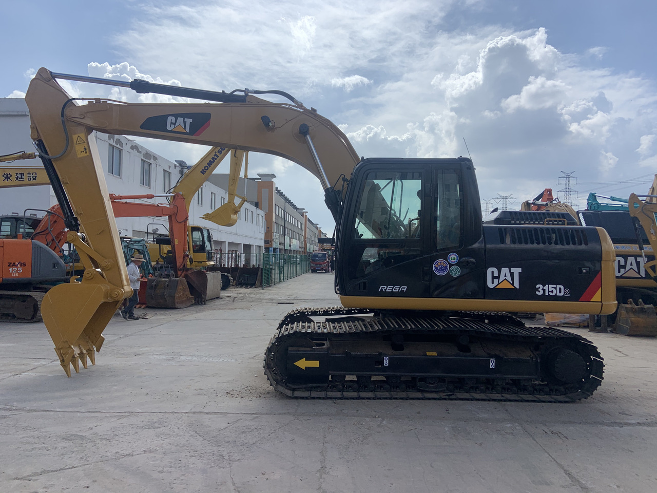 CATERPILLAR 315D2 - Crawler excavator: picture 3 CATERPILLAR 315D2 - Crawler excavator: picture 3