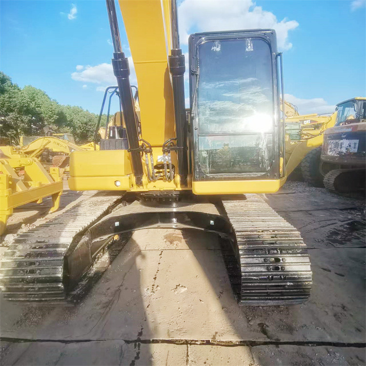 CATERPILLAR 320GC - Crawler excavator: picture 2 CATERPILLAR 320GC - Crawler excavator: picture 2
