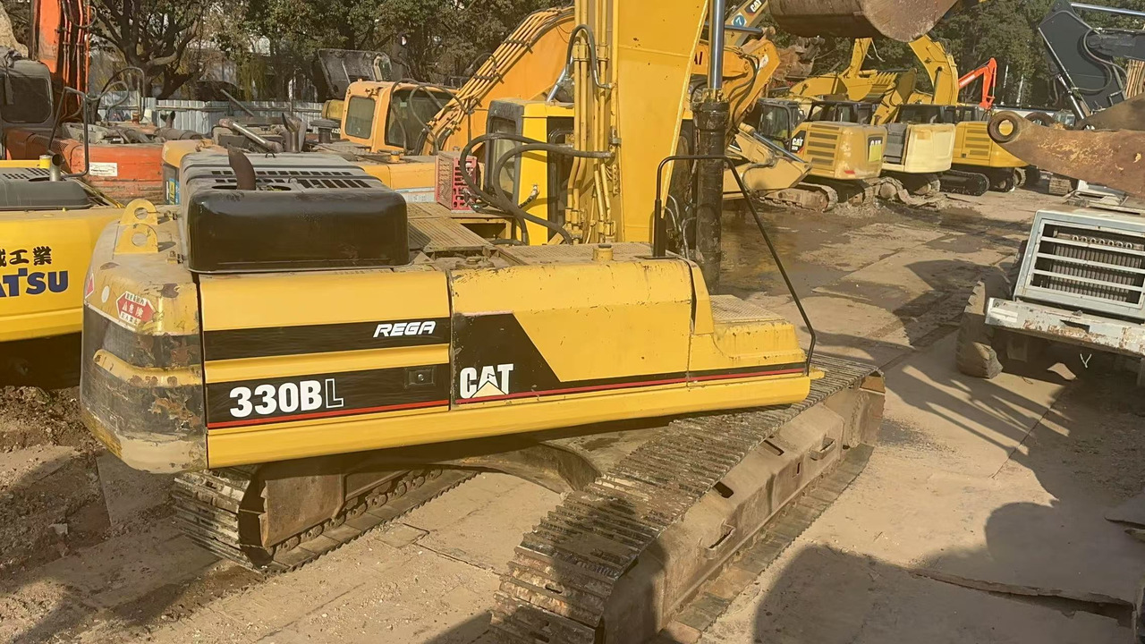 CATERPILLAR 330B - Crawler excavator: picture 2 CATERPILLAR 330B - Crawler excavator: picture 2