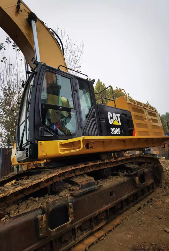CATERPILLAR 390F - Excavator: picture 1 CATERPILLAR 390F - Excavator: picture 1