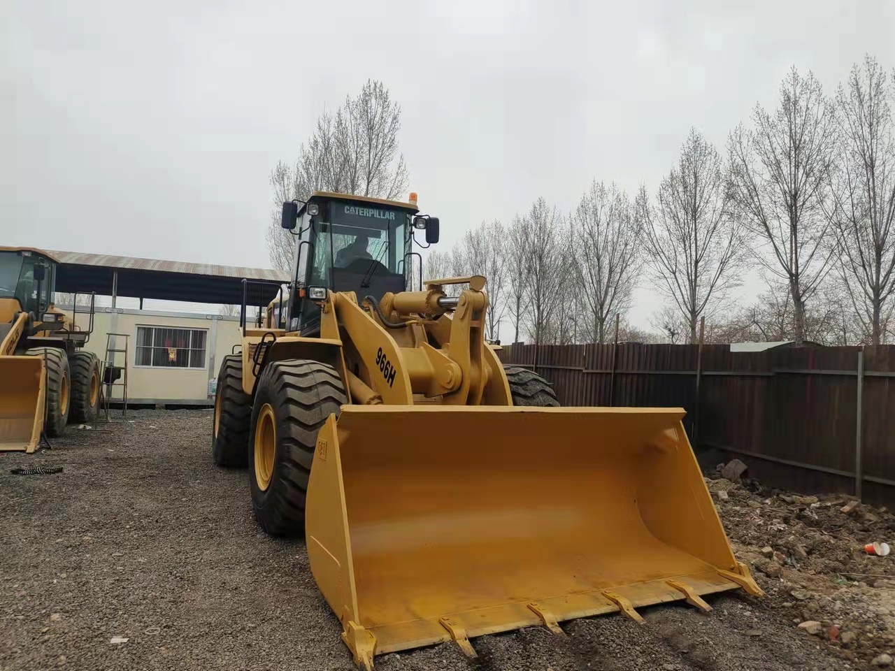 CATERPILLAR 966H - Wheel loader: picture 3 CATERPILLAR 966H - Wheel loader: picture 3