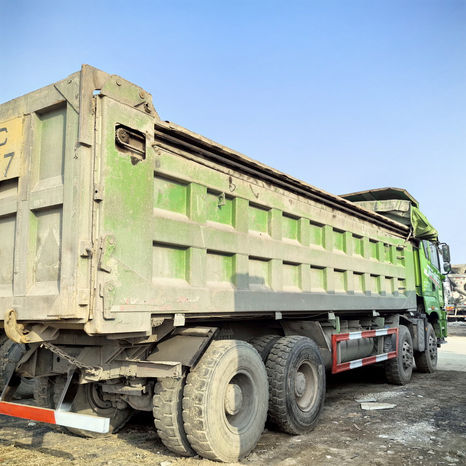 FAW China 8x4 430hp-Green Tipper - Tipper: picture 4 FAW China 8x4 430hp-Green Tipper - Tipper: picture 4