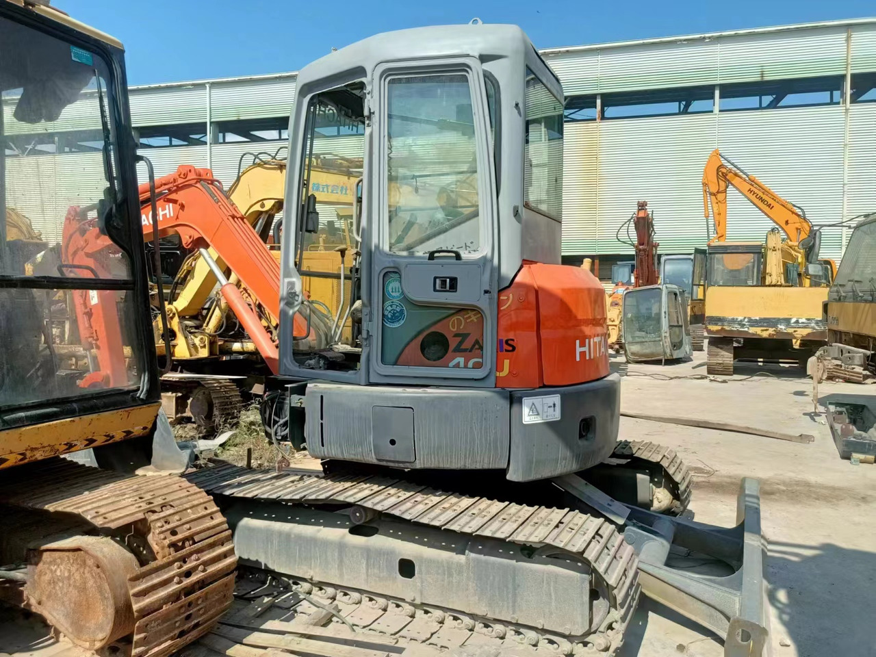 HITACHI ZX40U - Crawler excavator: picture 3 HITACHI ZX40U - Crawler excavator: picture 3