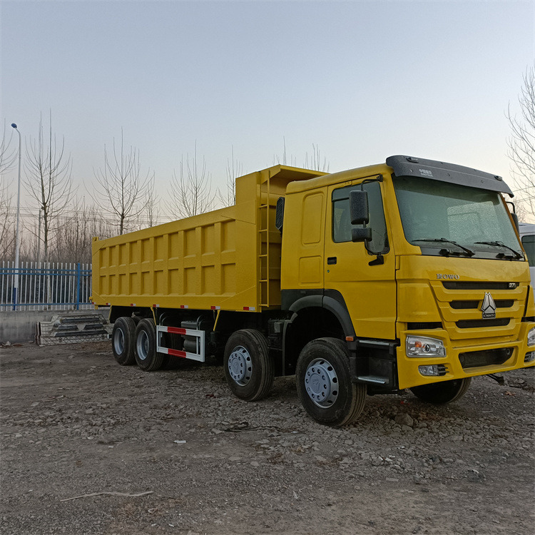 Tipper HOWO 8x4 371hp-Tipper: picture 12