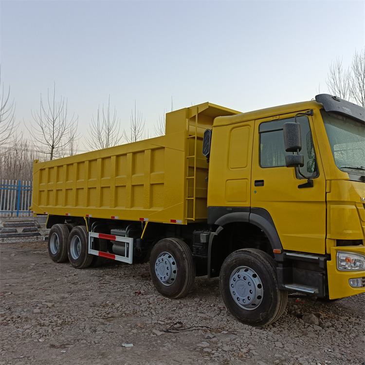 Tipper HOWO Howo 8x4 371hp: picture 11