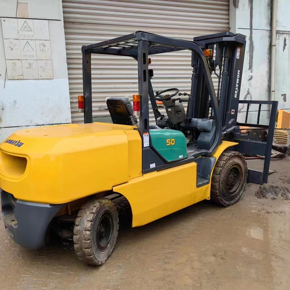 KOMATSU FD50AT-7 - Forklift: picture 2 KOMATSU FD50AT-7 - Forklift: picture 2