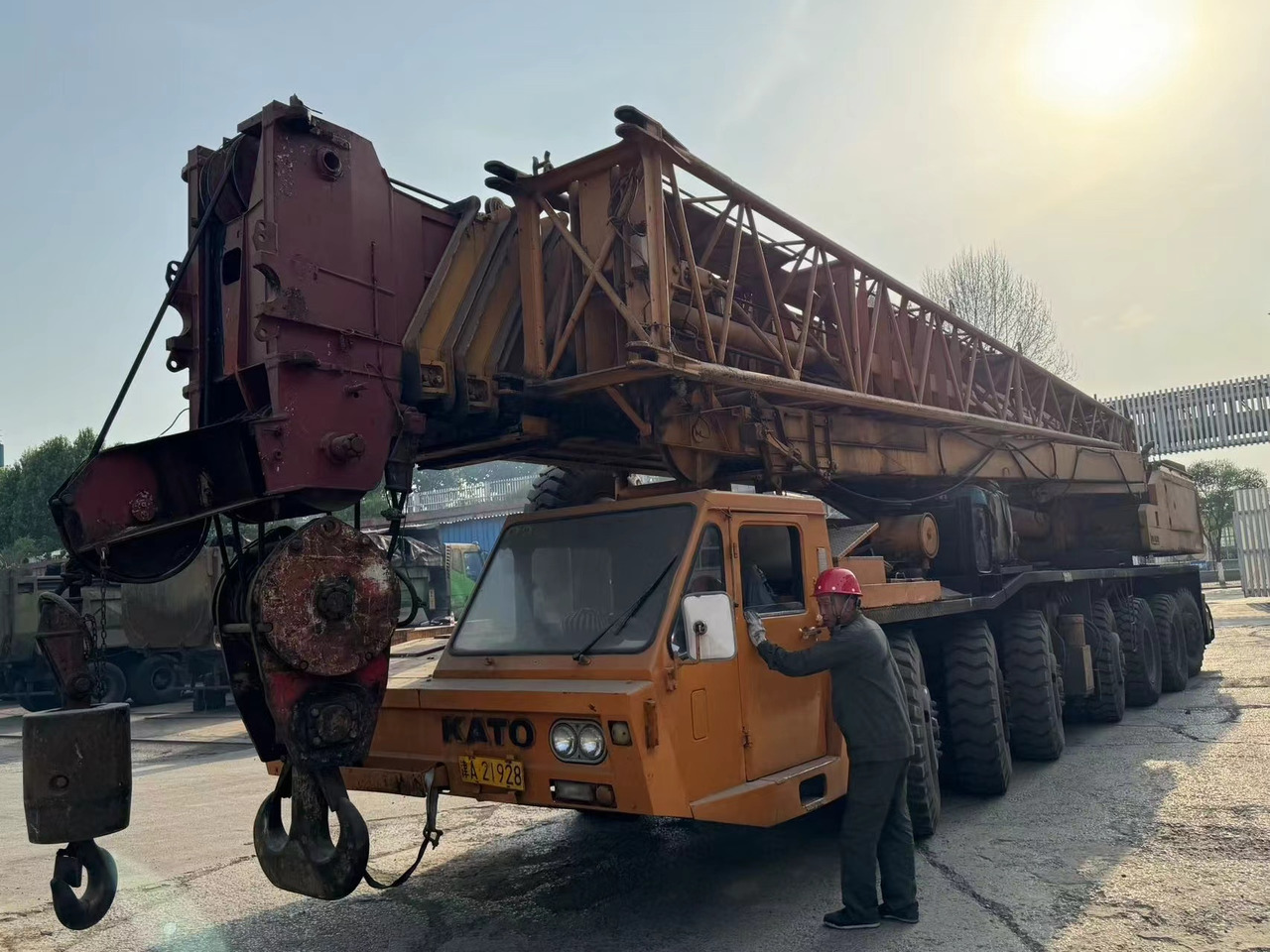 LIEBHERR - Mobile crane: picture 2 LIEBHERR - Mobile crane: picture 2