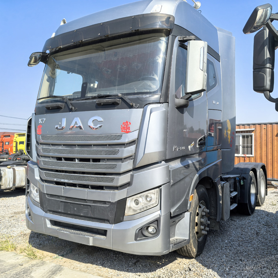 JAC 6x4 K7 - Tractor unit: picture 1 JAC 6x4 K7 - Tractor unit: picture 1