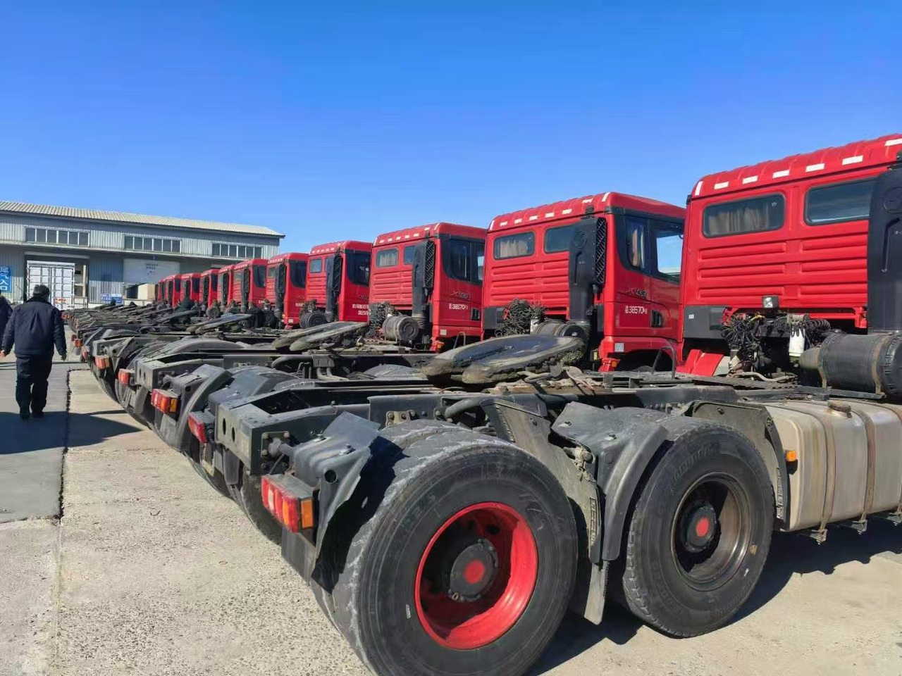 Shacman M3000 6X4 - Tractor unit: picture 3 Shacman M3000 6X4 - Tractor unit: picture 3