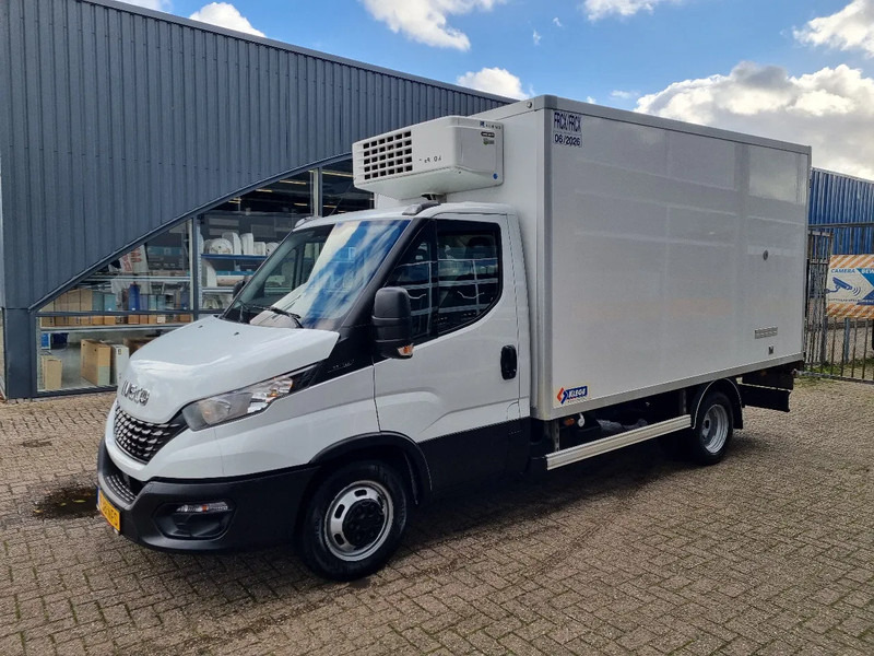 Iveco Daily 35C14 Koelkoffer Thermo-King V500MAX Multitemp ATP ST 230V - Refrigerated van: picture 4 Iveco Daily 35C14 Koelkoffer Thermo-King V500MAX Multitemp ATP ST 230V - Refrigerated van: picture 4