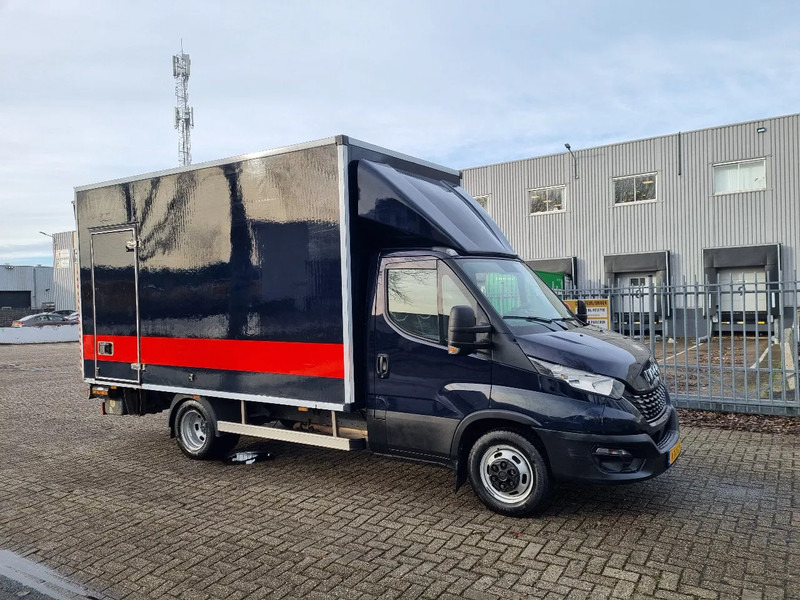 Iveco Daily 35C18 3.0D Bakwagen LBW Laadklep Euro 6 GVW 3500KG - Box van: picture 1 Iveco Daily 35C18 3.0D Bakwagen LBW Laadklep Euro 6 GVW 3500KG - Box van: picture 1