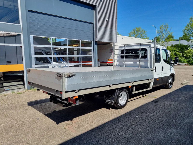 Iveco Daily 35C18 3.0D DC 6 zits Open laadbak 4.10m EURO 6 - Open body delivery van, Combi van: picture 2 Iveco Daily 35C18 3.0D DC 6 zits Open laadbak 4.10m EURO 6 - Open body delivery van, Combi van: picture 2