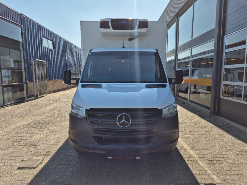 Mercedes-Benz Sprinter 519 CDI Kuhlkoffer/ Carrier 600 MT -20/+20 Trennwand/ 380V - Refrigerated van: picture 4 Mercedes-Benz Sprinter 519 CDI Kuhlkoffer/ Carrier 600 MT -20/+20 Trennwand/ 380V - Refrigerated van: picture 4