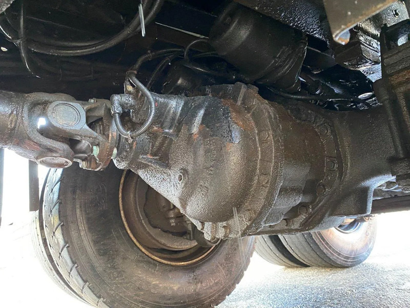 Tipper MAN 35 35.322 HOLLAND TRUCK FULL STEEL SPRING MANUAL ZF GEARBOX no 372: picture 17