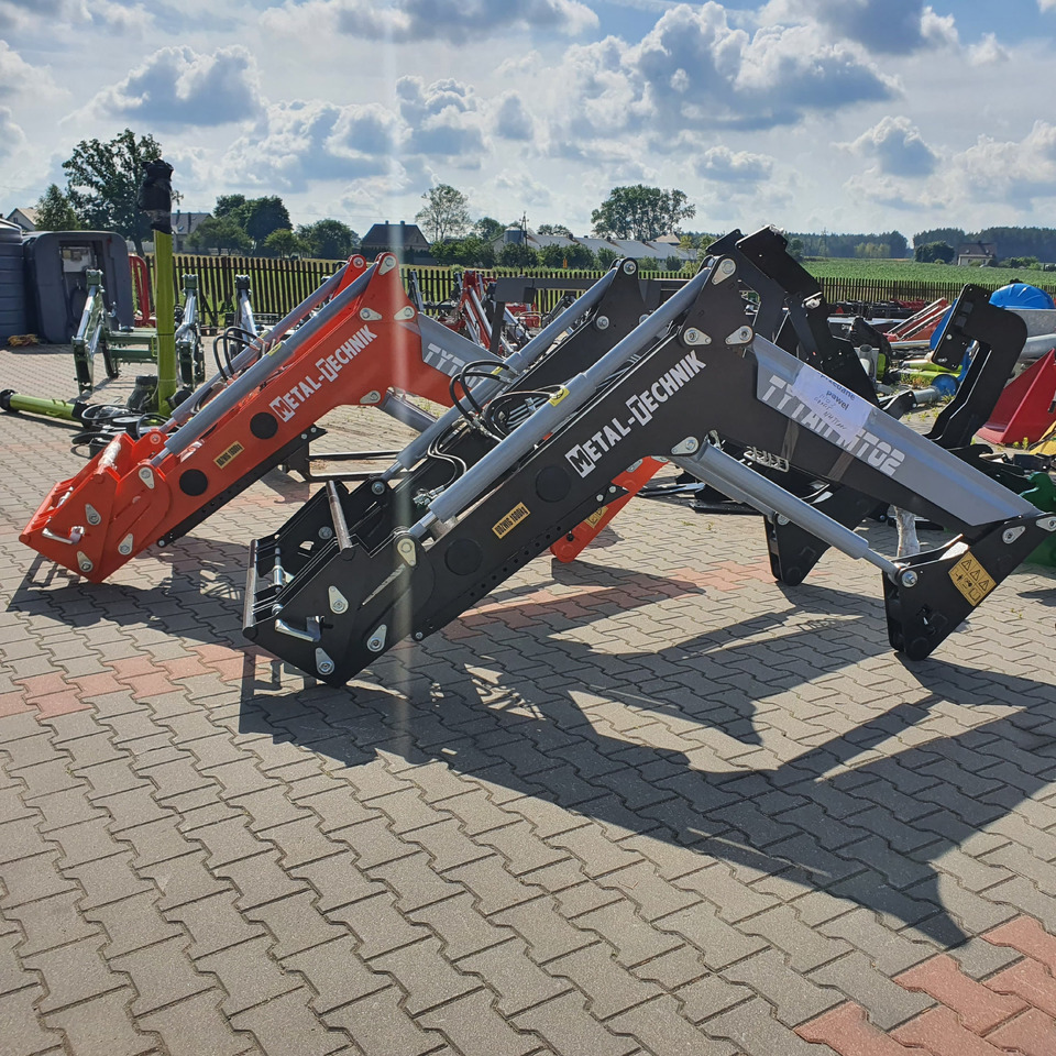 METAL-TECHNIK Tytan MT-03 John Deere - Front loader for tractor for Farm tractor: picture 3 METAL-TECHNIK Tytan MT-03 John Deere - Front loader for tractor for Farm tractor: picture 3