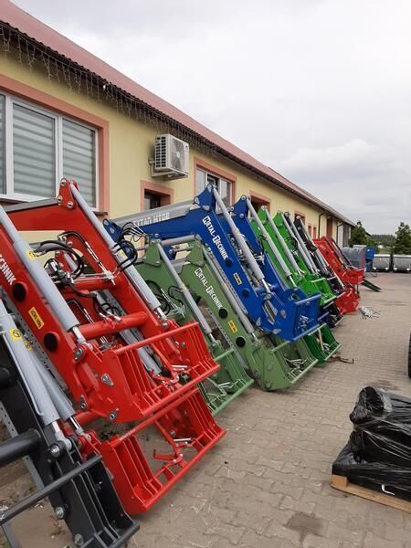 Metal-Technik Frontlader für McCORMICK Mc120 / Ładowacz czołowy McCORMICK Mc12 - Front loader for tractor for Farm tractor: picture 1 Metal-Technik Frontlader für McCORMICK Mc120 / Ładowacz czołowy McCORMICK Mc12 - Front loader for tractor for Farm tractor: picture 1