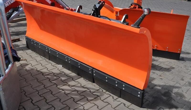Pług śnieżny - Snow plough for Road sweeper: picture 1 Pług śnieżny - Snow plough for Road sweeper: picture 1