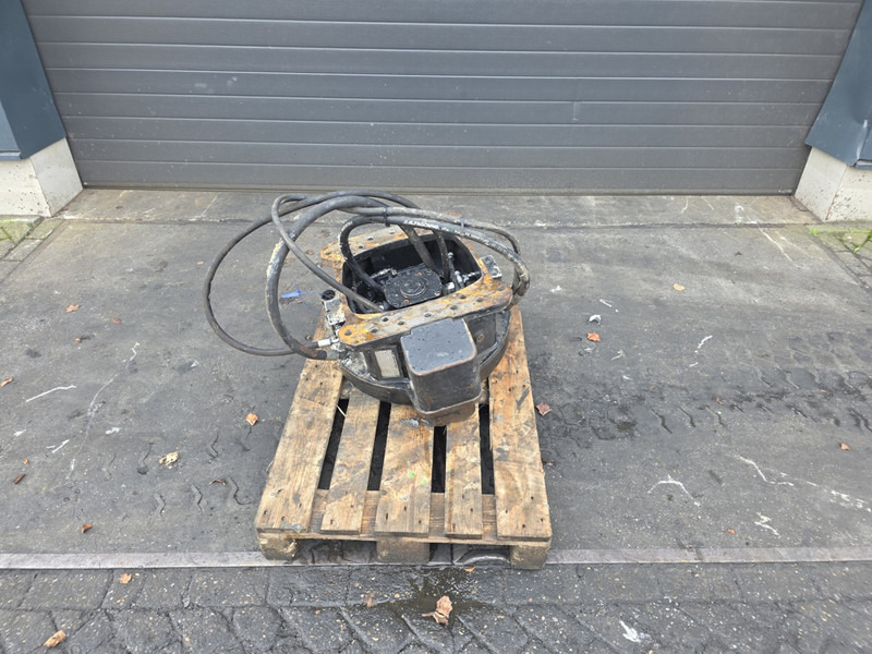 Verschtert head slewing ring caterpillar head attachment - Attachment for Construction machinery: picture 1 Verschtert head slewing ring caterpillar head attachment - Attachment for Construction machinery: picture 1