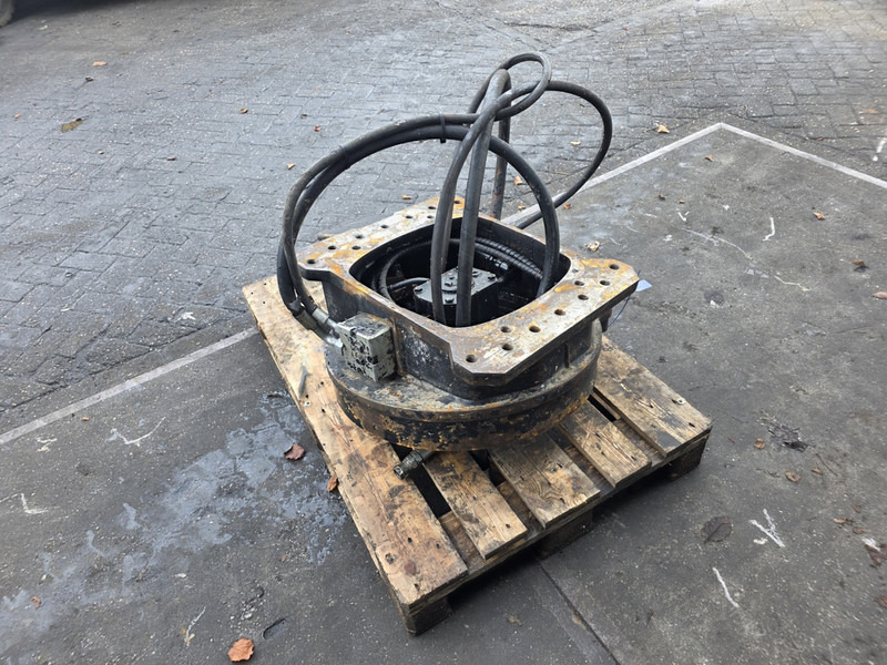 Verschtert head slewing ring caterpillar head attachment - Attachment for Construction machinery: picture 3 Verschtert head slewing ring caterpillar head attachment - Attachment for Construction machinery: picture 3