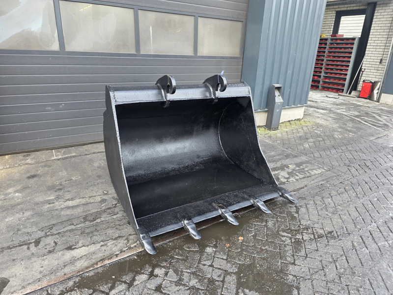 Dieplepelbak met tanden cw 40 cw40 veractert bucket - Bucket for Construction machinery: picture 3 Dieplepelbak met tanden cw 40 cw40 veractert bucket - Bucket for Construction machinery: picture 3