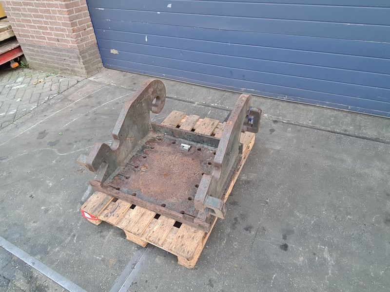 Kopplaat adaptor plate cw45 breedt - Quick coupler for Construction machinery: picture 1 Kopplaat adaptor plate cw45 breedt - Quick coupler for Construction machinery: picture 1