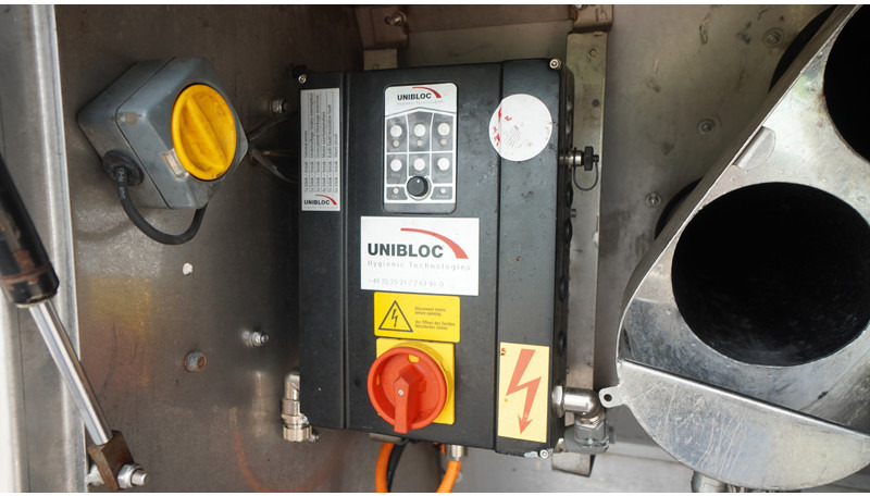 Burg 3 AXLE FOOD TRAILER 38.200LTR - Tank semi-trailer: picture 5 Burg 3 AXLE FOOD TRAILER 38.200LTR - Tank semi-trailer: picture 5