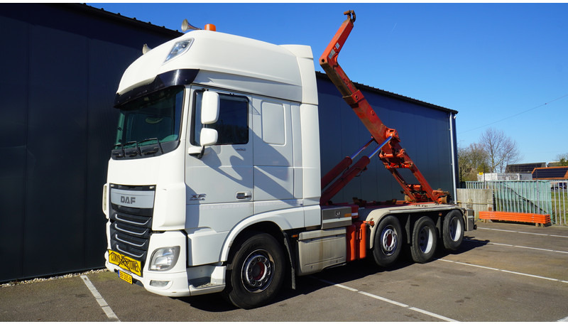 DAF XF 460 – 8x2 hooklift truck - Hook lift truck: picture 2 DAF XF 460 – 8x2 hooklift truck - Hook lift truck: picture 2